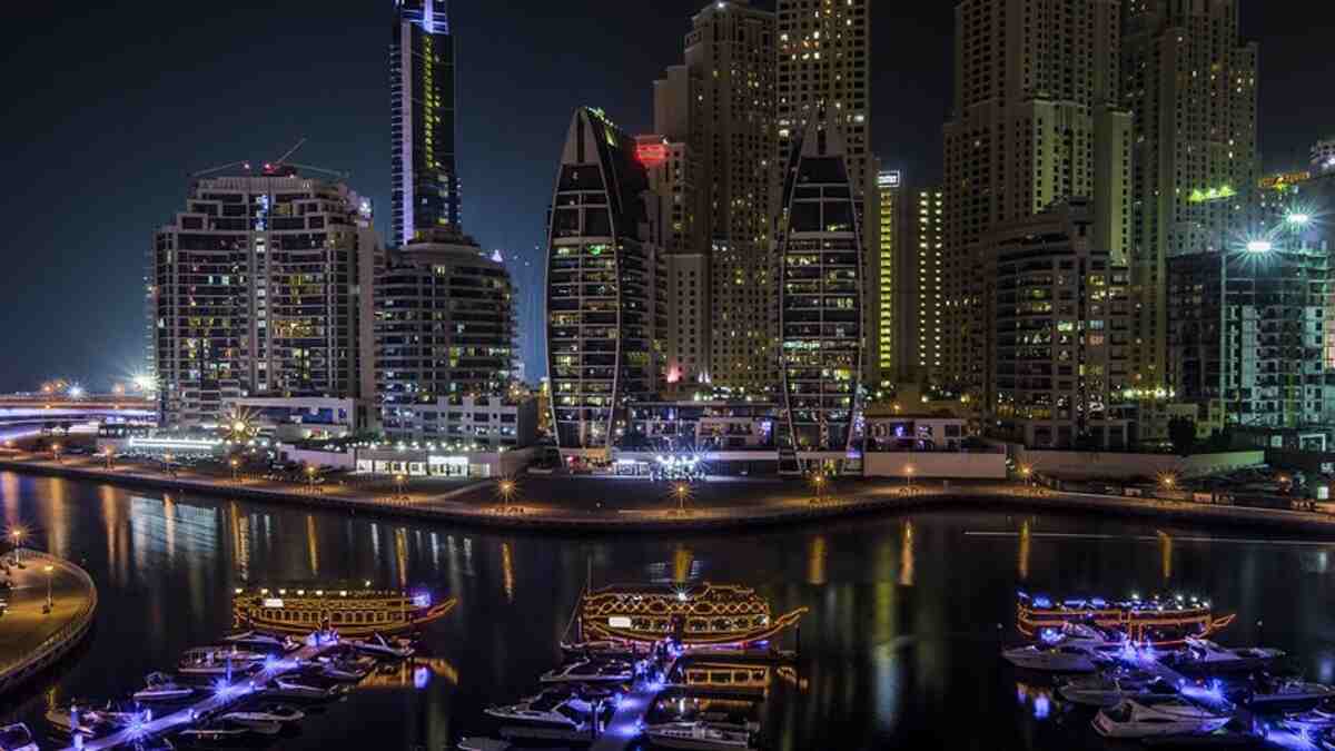 How Long to Spend in Dubai Near the City